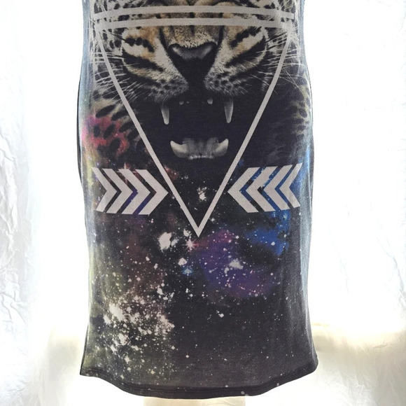 Cool Animal Dress EUC - Picture 4 of 11
